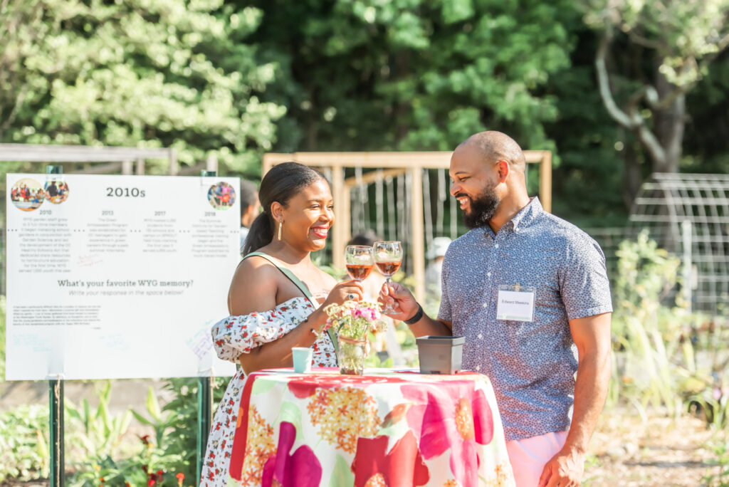 cocktail hour at the washington youth garden 50th anniversary evening benefit