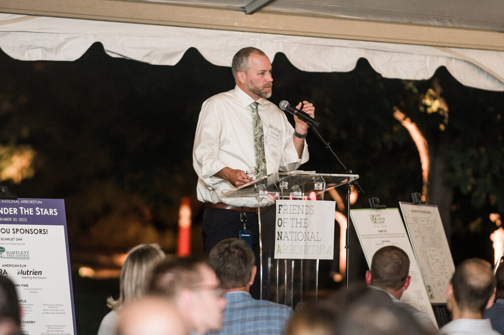 Dr. Richard T. Olsen speaking at the Dinner Under the Stars